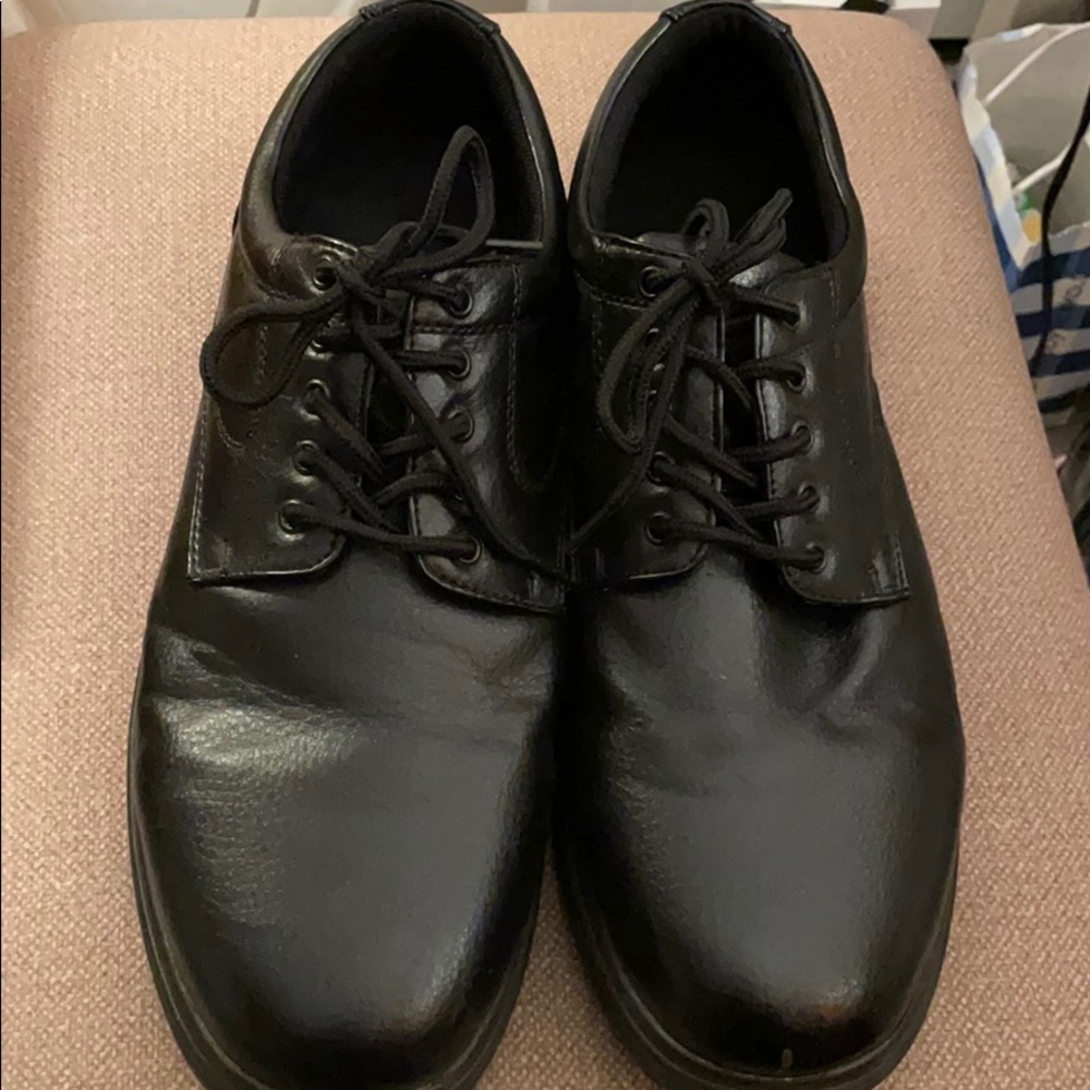 Men’s Deer 🦌 Stags Slip Resistant Oxford Shoes